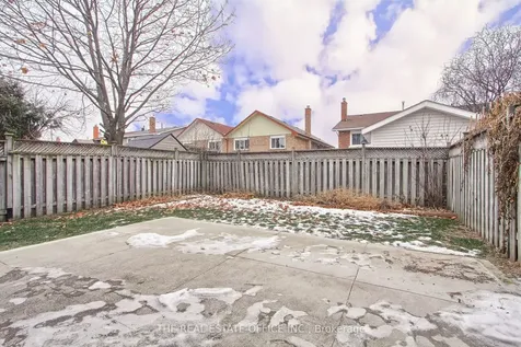 62 Radford Drive Brampton ON L6V 2Y9