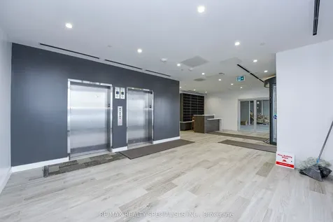 600 Dixon Road W Toronto ON M9W 1J1