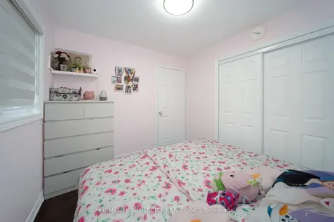 15 Diploma Drive Brampton ON L6P 1M3