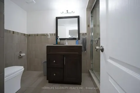 15 Diploma Drive Brampton ON L6P 1M3