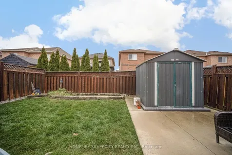 15 Diploma Drive Brampton ON L6P 1M3