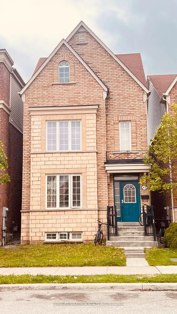22 Troyer Avenue Toronto ON M3J 0A3