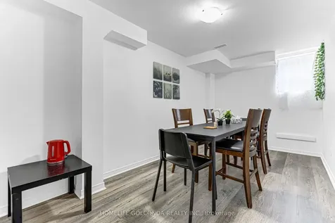22 Troyer Avenue Toronto ON M3J 0A3