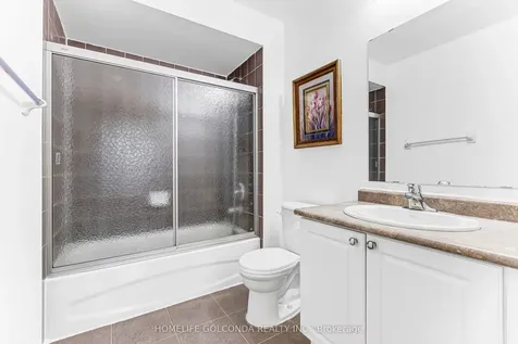 22 Troyer Avenue Toronto ON M3J 0A3