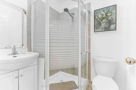 22 Troyer Avenue Toronto ON M3J 0A3
