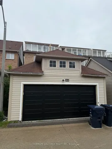 22 Troyer Avenue Toronto ON M3J 0A3