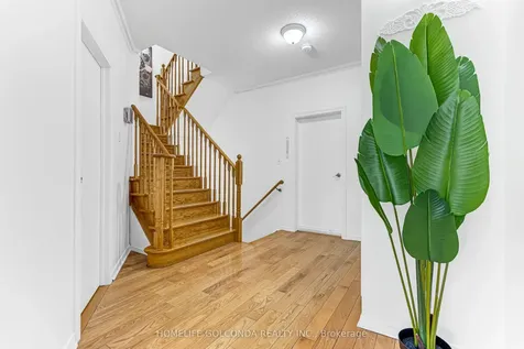 22 Troyer Avenue Toronto ON M3J 0A3