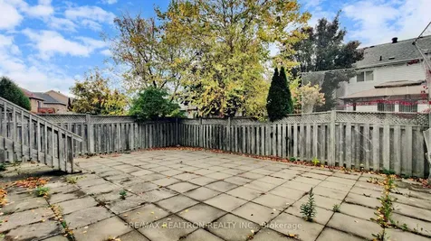 147 Porchlight Road Brampton ON L6X 4R7