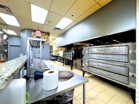 960 Southdown Road Mississauga ON L5J 2Y4