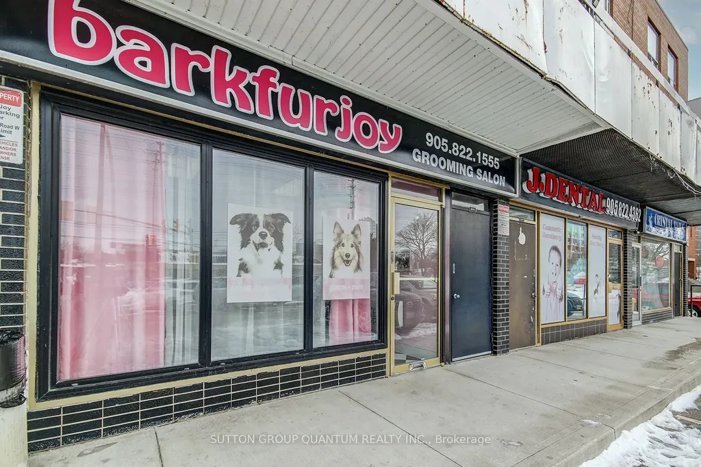 1858 Lakeshore Road W Mississauga ON L5J 1J7