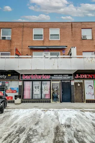 1858 Lakeshore Road W Mississauga ON L5J 1J7
