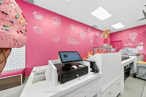 380 Dundas Street E Oakville ON L6H 6Z9