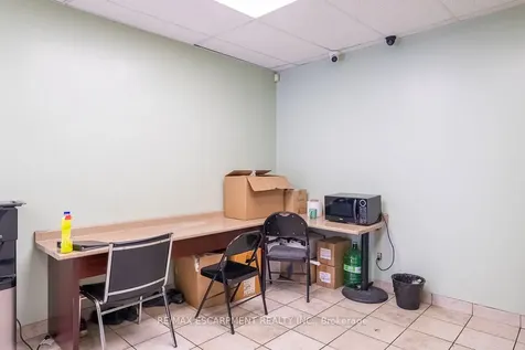 4480 Chesswood Drive Toronto ON M3J 2B9