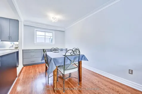 23 Windermere Court Brampton ON L6X 2L5