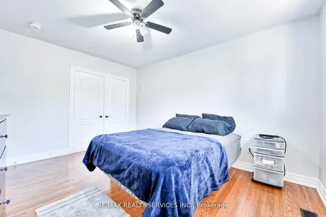 23 Windermere Court Brampton ON L6X 2L5