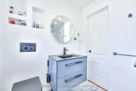 23 Windermere Court Brampton ON L6X 2L5