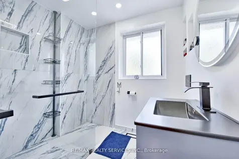 23 Windermere Court Brampton ON L6X 2L5