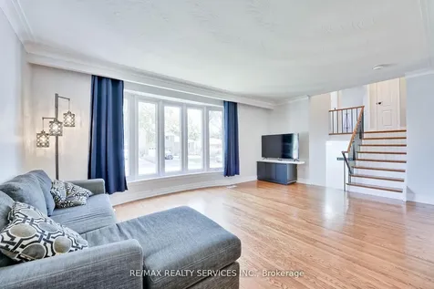 23 Windermere Court Brampton ON L6X 2L5