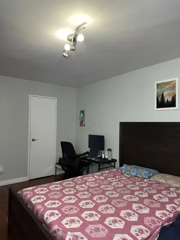 2323 Confederation Parkway Mississauga ON L5B 1R6