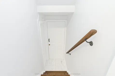 10 Pickard Lane Brampton ON L6Y 2M5