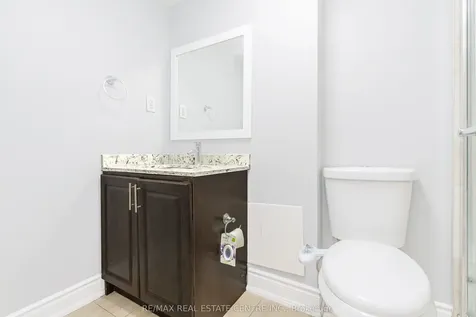 10 Pickard Lane Brampton ON L6Y 2M5