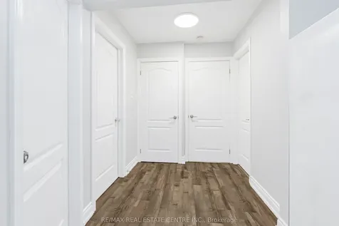 10 Pickard Lane Brampton ON L6Y 2M5