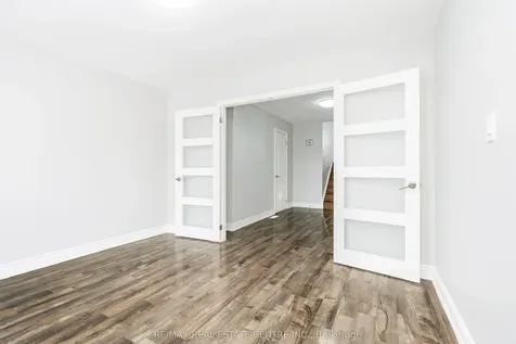 10 Pickard Lane Brampton ON L6Y 2M5