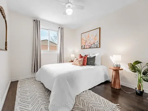 3025 Cedarglen Gate Mississauga ON L5C 2V7