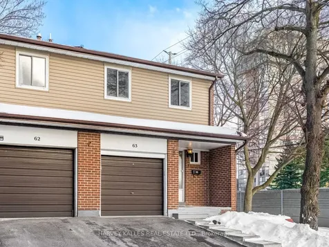 3025 Cedarglen Gate Mississauga ON L5C 2V7