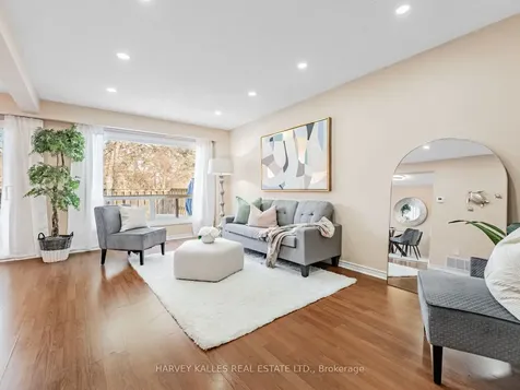 3025 Cedarglen Gate Mississauga ON L5C 2V7