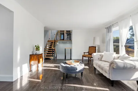 13 Pine Tree Crescent Brampton ON L6W 1C7