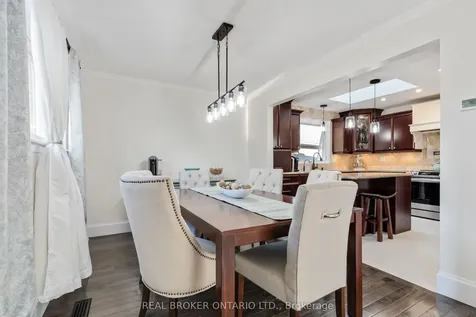 13 Pine Tree Crescent Brampton ON L6W 1C7