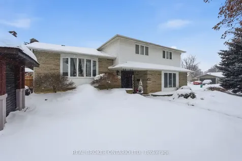 13 Pine Tree Crescent Brampton ON L6W 1C7