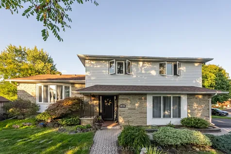 13 Pine Tree Crescent Brampton ON L6W 1C7