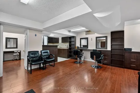 23 Openbay Gardens Brampton ON L6R 0V2