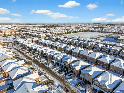 23 Openbay Gardens Brampton ON L6R 0V2