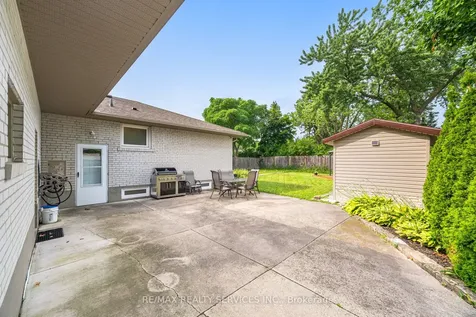 234 Elizabeth Street S Brampton ON L6Y 1S1