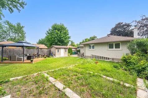 234 Elizabeth Street S Brampton ON L6Y 1S1