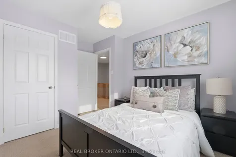 133 Rockgarden Trail Brampton ON L6R 3N2