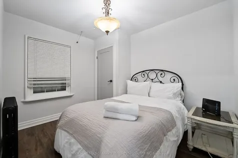 2014 Edinburgh Drive Burlington ON L7R 2C9