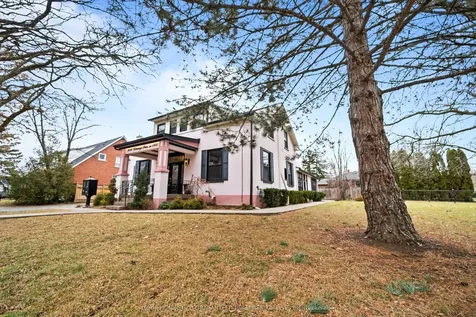 2014 Edinburgh Drive Burlington ON L7R 2C9