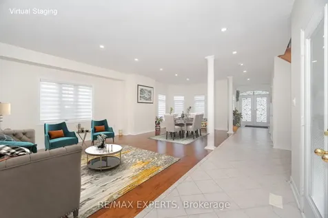 5 Hillside Drive Brampton ON L6S 0B7