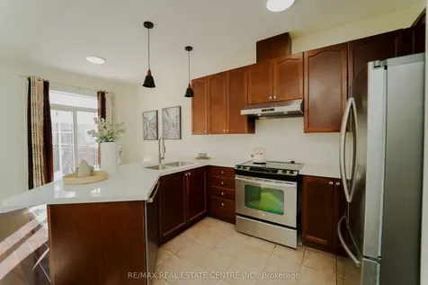 133 Seahorse Avenue Brampton ON L6V 4N5