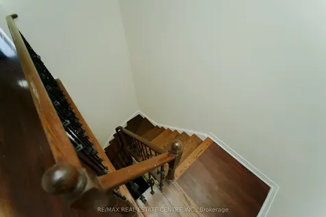 133 Seahorse Avenue Brampton ON L6V 4N5