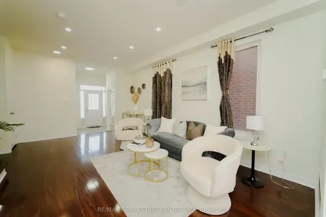 133 Seahorse Avenue Brampton ON L6V 4N5