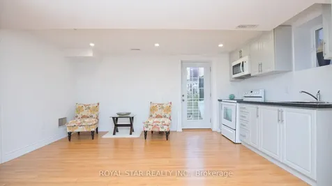 13 Waterdale Road Brampton ON L7A 1S7