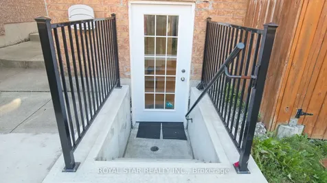 13 Waterdale Road Brampton ON L7A 1S7