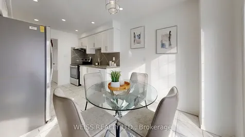 9 Tralee Street Brampton ON L6Z 2X4