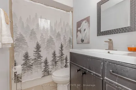 35 Letty Avenue Brampton ON L6Y 4T3