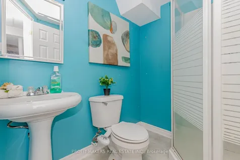 35 Letty Avenue Brampton ON L6Y 4T3